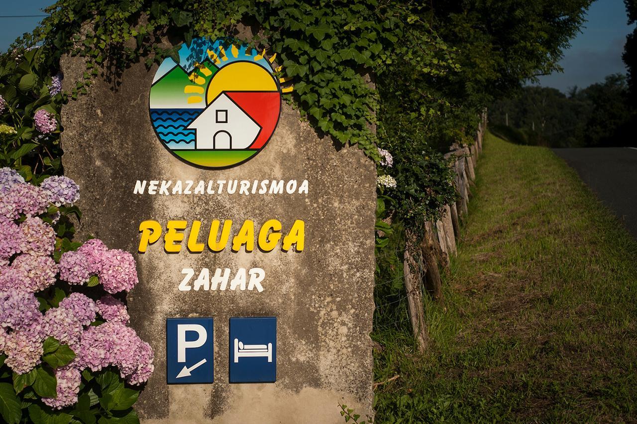 Gasthaus Casa Peluaga Oiartzun Exterior foto